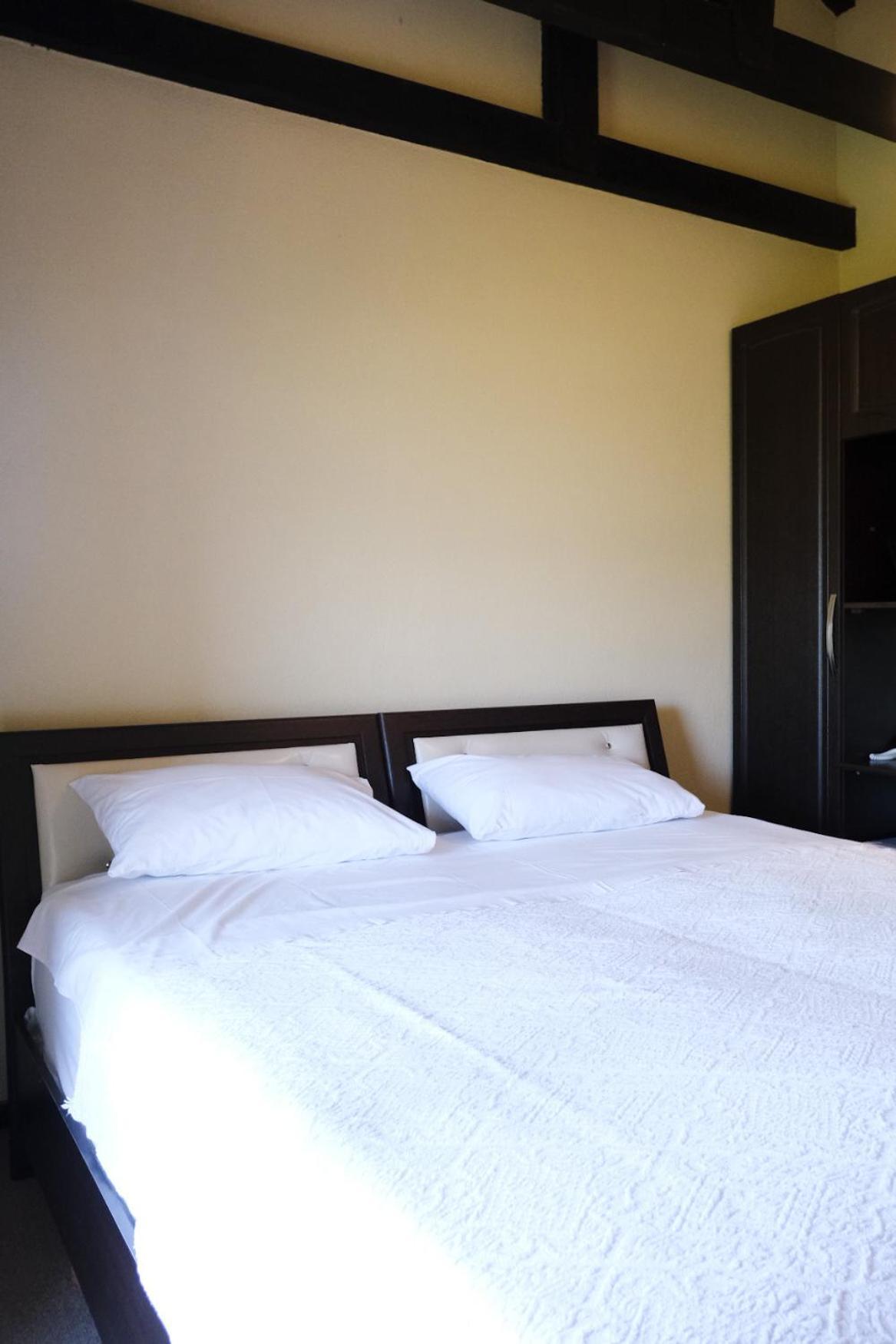 Hotel Vila Bruci Burrel ภายนอก รูปภาพ