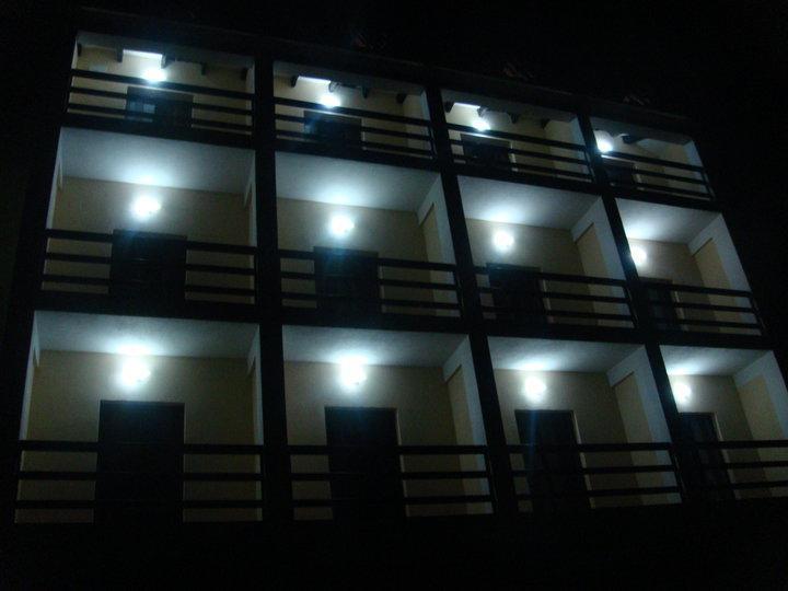 Hotel Vila Bruci Burrel ภายนอก รูปภาพ